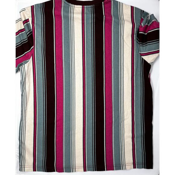 Guess Striped Shirt Size XL Pre-Owned fair condition w/stains and some shrinkage - Picture 2 of 10